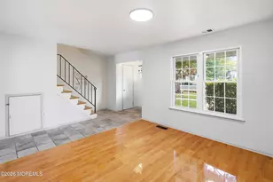 56 Kingsley Way, Freehold, NJ 07728 - Photo 9