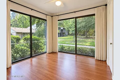 121 Lexington Court, Red Bank, NJ 07701 - Photo 11
