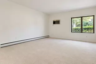 121 Lexington Ct, Red Bank, NJ 07701 - Photo 13