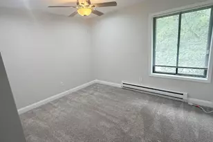 35 Amberly Dr, Manalapan Township, NJ 07726 - Photo 9