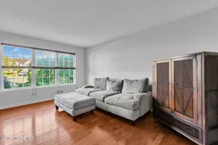 38 Hyer Ct, Aberdeen Township, NJ 07747 - Photo 17