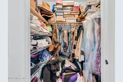 38 Hyer Court, Aberdeen Township, NJ 07747 - Photo 53