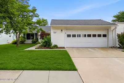 66 Essex Road #66B, Monroe Township, NJ 08831 - Photo 1