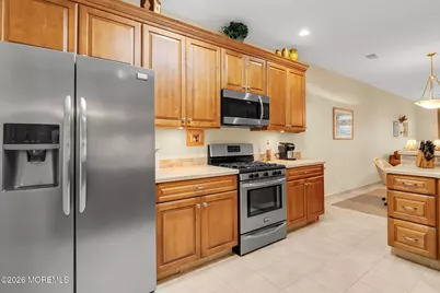 17 Greylawn Drive, Lakewood, NJ 08701 - Photo 9