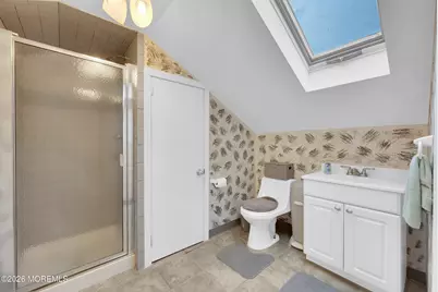 385 Main Street, Keansburg, NJ 07734 - Photo 19