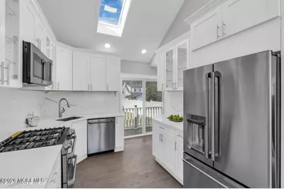 95 W Washington Avenue, Atlantic Highlands, NJ 07716 - Photo 11