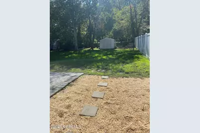 21 Forest Drive, Manalapan Township, NJ 07726 - Photo 11