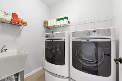 23 W Chaucer Lane, Farmingdale, NJ 07727 - Photo 27