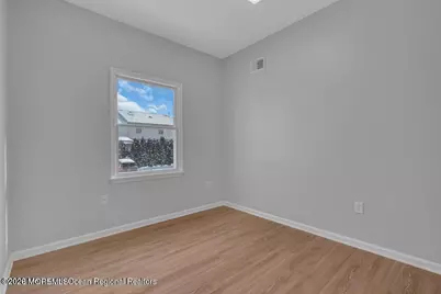 6 Taft Avenue, Lakewood, NJ 08701 - Photo 9