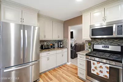 117 Mimosa Lane, Freehold, NJ 07728 - Photo 11