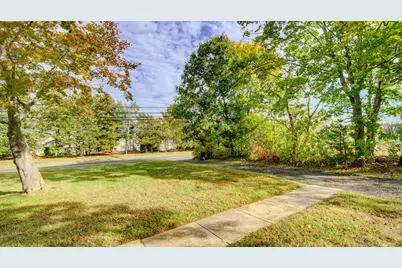 57 State Rte 33 Highway, Manalapan Township, NJ 07726 - Photo 31