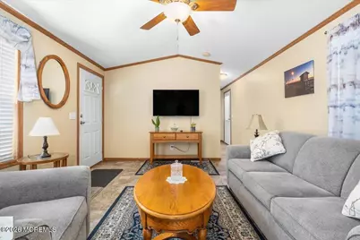 49 Shore Haven Park, Hazlet Township, NJ 07730 - Photo 5