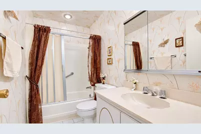 14 B Basswood Plaza #B, Monroe Township, NJ 08831 - Photo 17