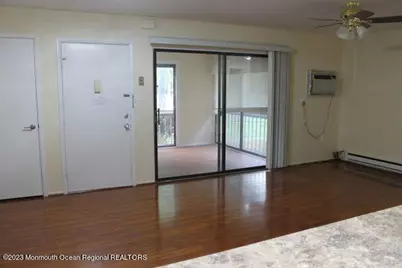 134 Amberly Drive #F, Manalapan Township, NJ 07726 - Photo 5