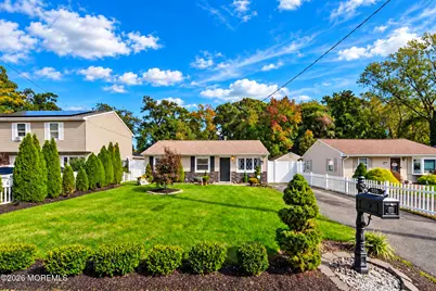 535 Holly Village Lane, Toms River Township, NJ 08753 - Photo 5