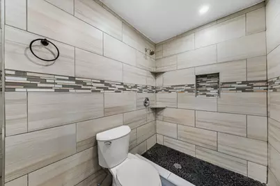 764 Carlock Avenue, Perth Amboy, NJ 08862 - Photo 31