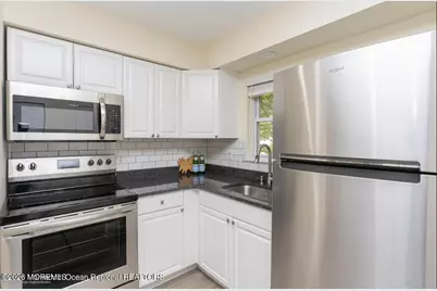 321-323 Shore Drive #21, Highlands, NJ 07732 - Photo 3