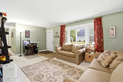428 Tiller Avenue, Beachwood, NJ 08722 - Photo 7