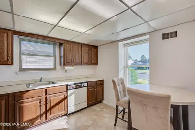 9 Bishop Court, Marlboro Township, NJ 07746 - Photo 15