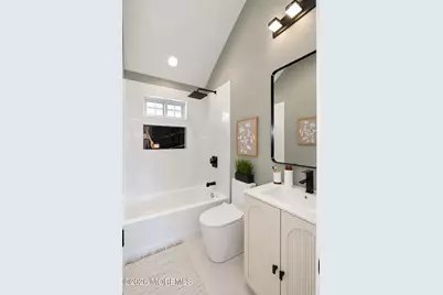 59 Walling Avenue, Belford, NJ 07718 - Photo 33
