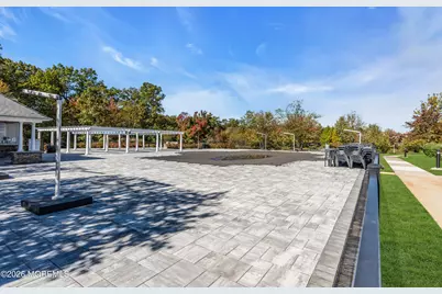 18 W Campania Lane, Farmingdale, NJ 07727 - Photo 29
