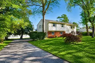 532 Robin Hood Rd, Brick, NJ 08724 - Photo 1