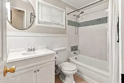 510 Mackey Avenue, Belford, NJ 07718 - Photo 13