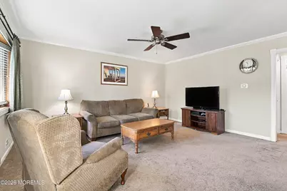 510 Mackey Avenue, Belford, NJ 07718 - Photo 5
