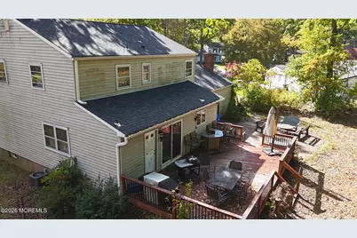27 Surrey Lane, Eatontown, NJ 07724 - Photo 15