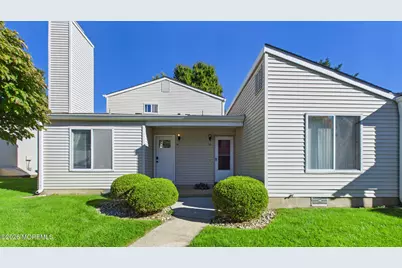 14 Woodmere Court, Freehold, NJ 07728 - Photo 3