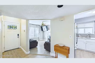 14 Woodmere Court, Freehold, NJ 07728 - Photo 13