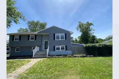 600 W Park Avenue, Oakhurst, NJ 07755 - Photo 3