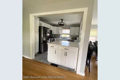 600 W Park Avenue, Oakhurst, NJ 07755 - Photo 5