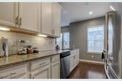147 Waypoint Drive #2105, Eatontown, NJ 07724 - Photo 9