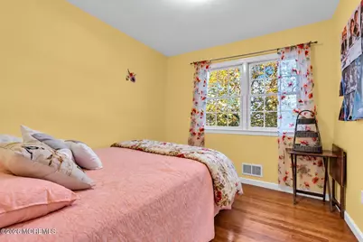 26 Tralee Road, Hazlet Township, NJ 07730 - Photo 19