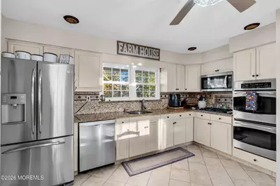 26 Tralee Road, Hazlet Township, NJ 07730 - Photo 13