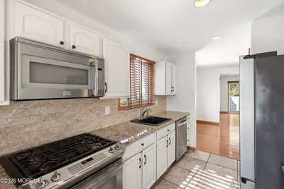 624 Mermaid Avenue, Beachwood, NJ 08722 - Photo 5