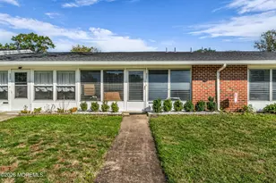 828 Balmoral Ct E, Lakewood, NJ 08701 - Photo 1