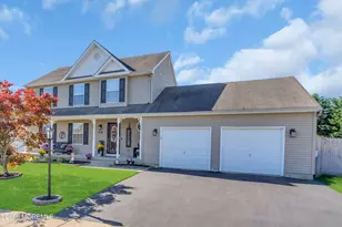 27 Falkinburg Dr, Little Egg Harbor, NJ 08087 - Photo 1