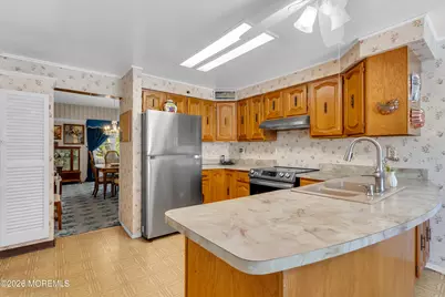 61 Broadway Road, Freehold, NJ 07728 - Photo 11