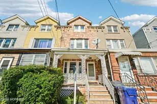 194 Lewis St, Perth Amboy, NJ 08862 - Photo 1
