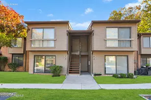 91 Hancock Ct, Red Bank, NJ 07701 - Photo 1