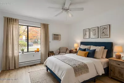 91 Hancock Court, Red Bank, NJ 07701 - Photo 17