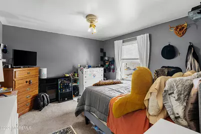 72 Myrtle Avenue, Keansburg, NJ 07734 - Photo 17