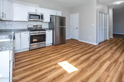 186 Monmouth Avenue, Long Branch, NJ 07740 - Photo 7
