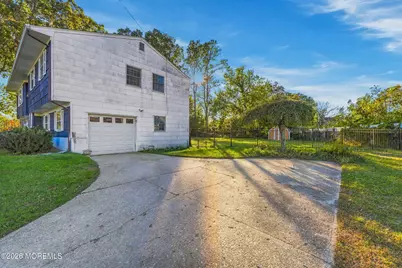 3 Roslyn Drive, Oakhurst, NJ 07755 - Photo 45