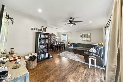 54 Boulevard E, Laurence Harbor, NJ 07735 - Photo 15