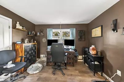 54 Boulevard E, Laurence Harbor, NJ 07735 - Photo 37