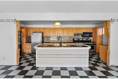 271 Joe Parker Road, Lakewood, NJ 08701 - Photo 11