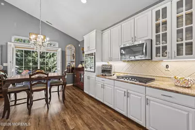 27 Derry Meeting Drive, Manalapan Township, NJ 07726 - Photo 19